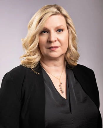 Lara Bracamonte Davila